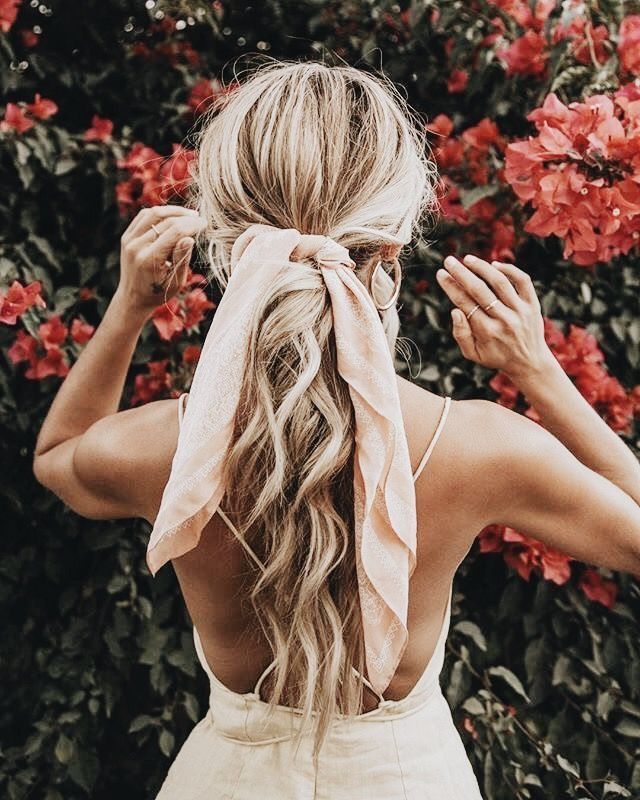 The Prettiest Hair Scarf Styles For This Summer